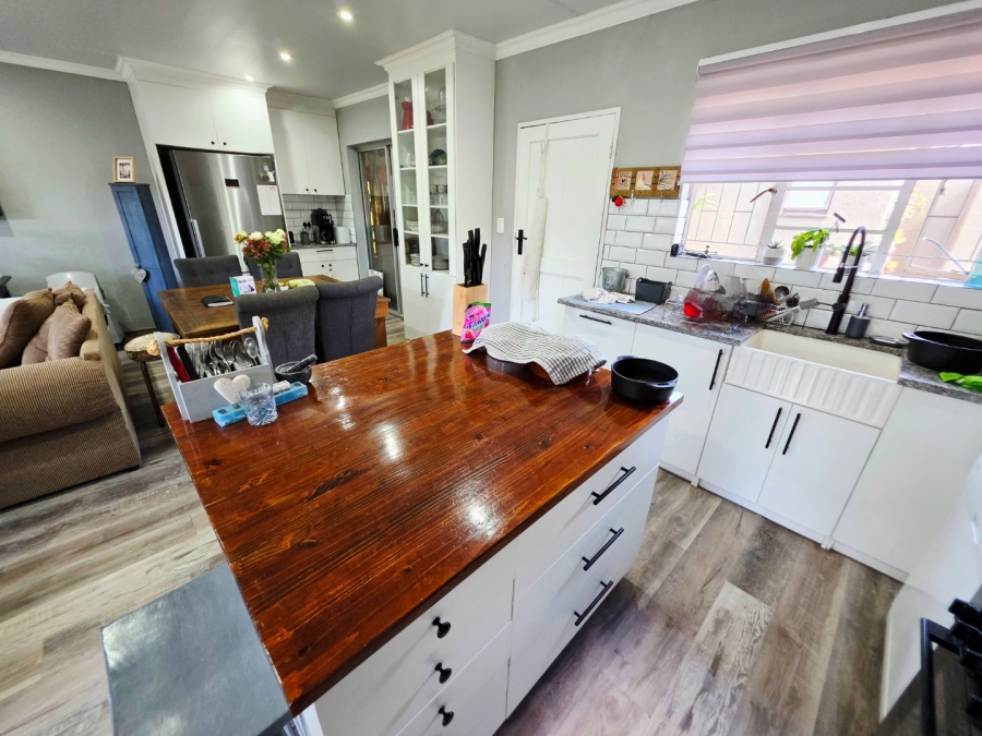 3 Bedroom Property for Sale in Pellissier Free State